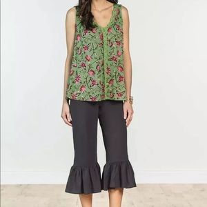 NWT women’s Matilda Jane ruffle crops
